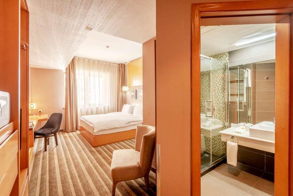 Ramada Ulaanbaatar City Center Værelse billede