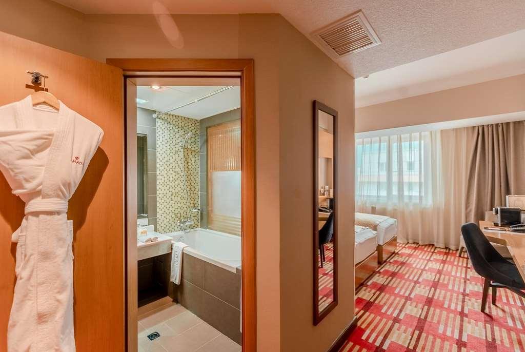 Ramada Ulaanbaatar City Center Værelse billede